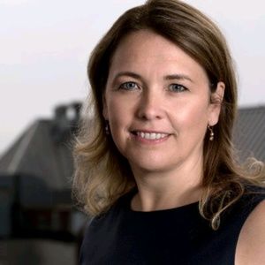 Meet your Posher, Dana